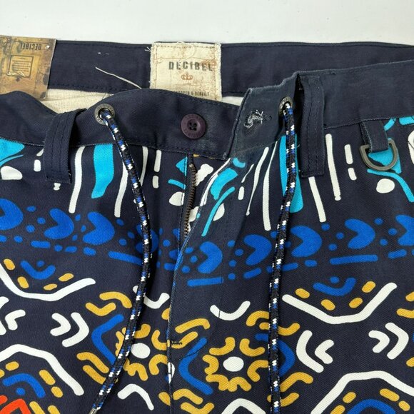 Decibel Cargo Jogger Shorts Pants Mens 38 Multicolor Geometric Navajo Print NWT - Picture 4 of 15